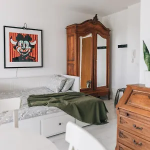Wisniowa With Private Parking Place Apartament